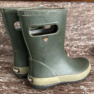 Boys Bogs Rain boots Toddler size 11 M Waterproof